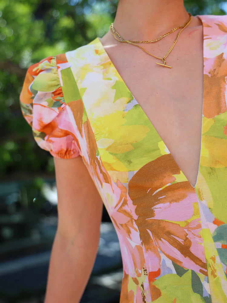 by nicola wavy maxi dress Effortlessly elegant: The By Nicola Wavy Strapless Maxi Dress in Fiori  blends fresh, zesty florals with a sleek white bodice for a look that's  both timeless and modern. #cocoandlola